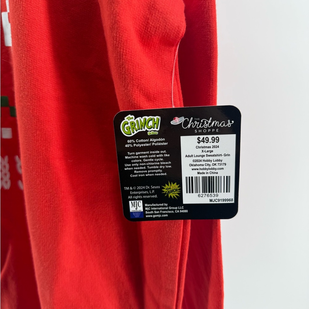 The Grinch Unisex Adult X-Large Red Merry Grinchmas Sweatshirt NWT - Picture 2 of 2